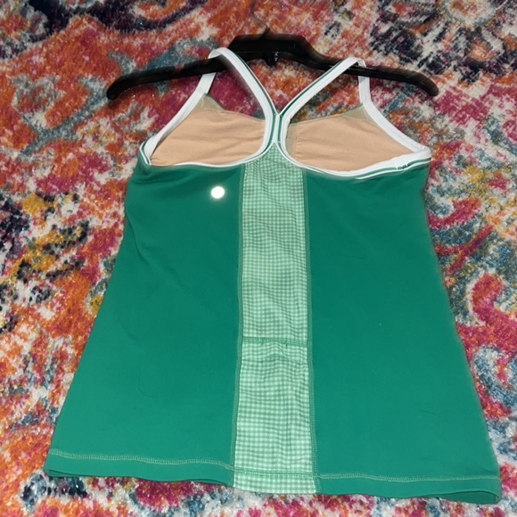 lululemon tank - Picture 2 of 5